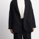 Chiara Boncompagno abbigliamento donna autunno inverno 2026 completo giacca e pantalone nero