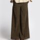 Chiara Boncompagno abbigliamento donna autunno inverno 2026 maglione a trecce e pantalone in velluto